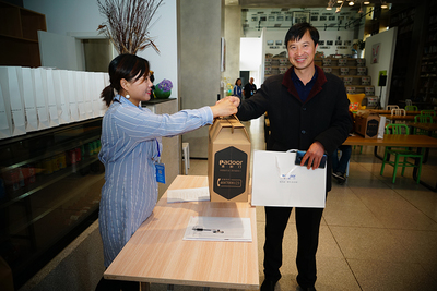 聯合百名合伙人簽約,派的門開啟銷售新模式